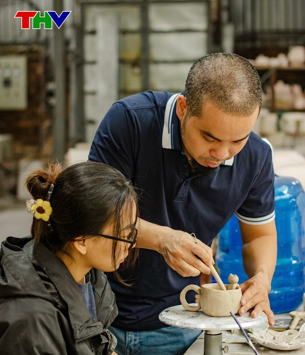 Xưởng gốm “độc nhất vô nhị” giữa lòng đô thị